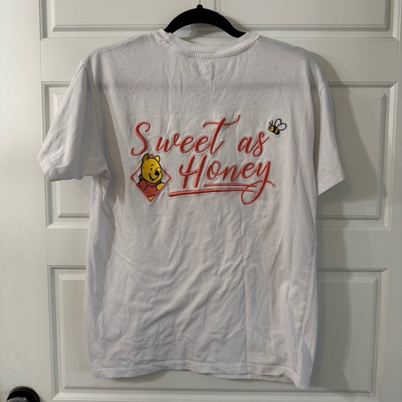 White Winnie the Pooh T-Shirt with embroidery - Picture 1 of 6